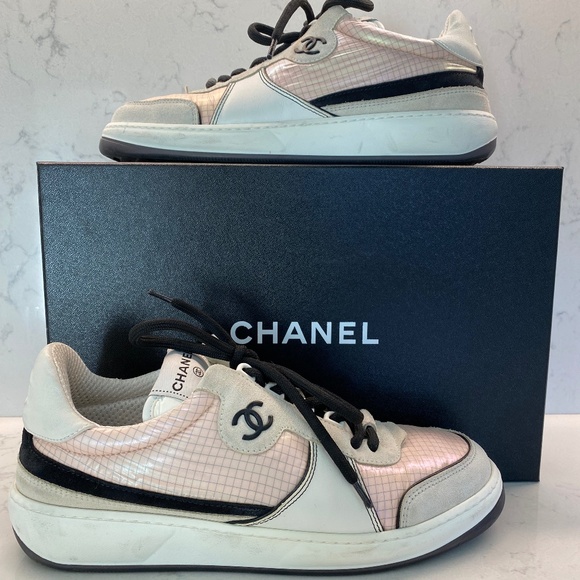 CHANEL Sneakers size 41,  Season 23P - Picture 1 of 12